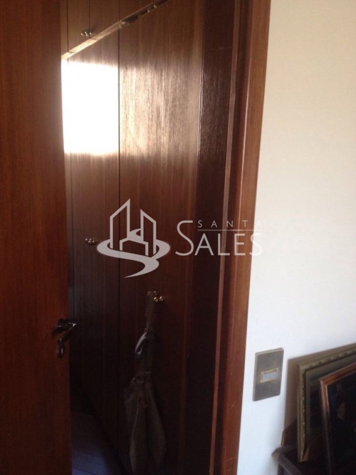 Apartamento para alugar com 4 quartos, 235m² - Foto 11