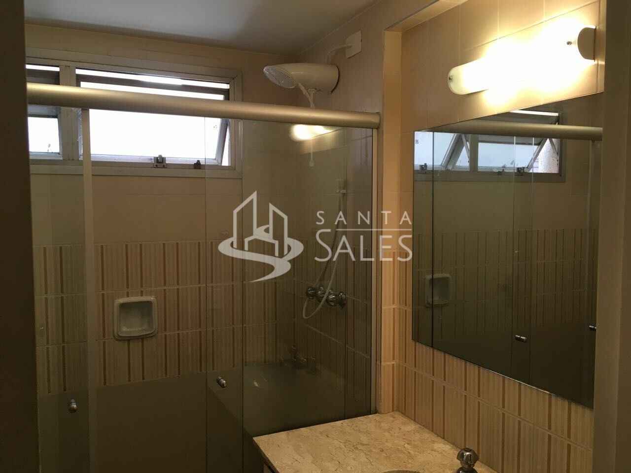 Apartamento para alugar com 3 quartos, 130m² - Foto 3
