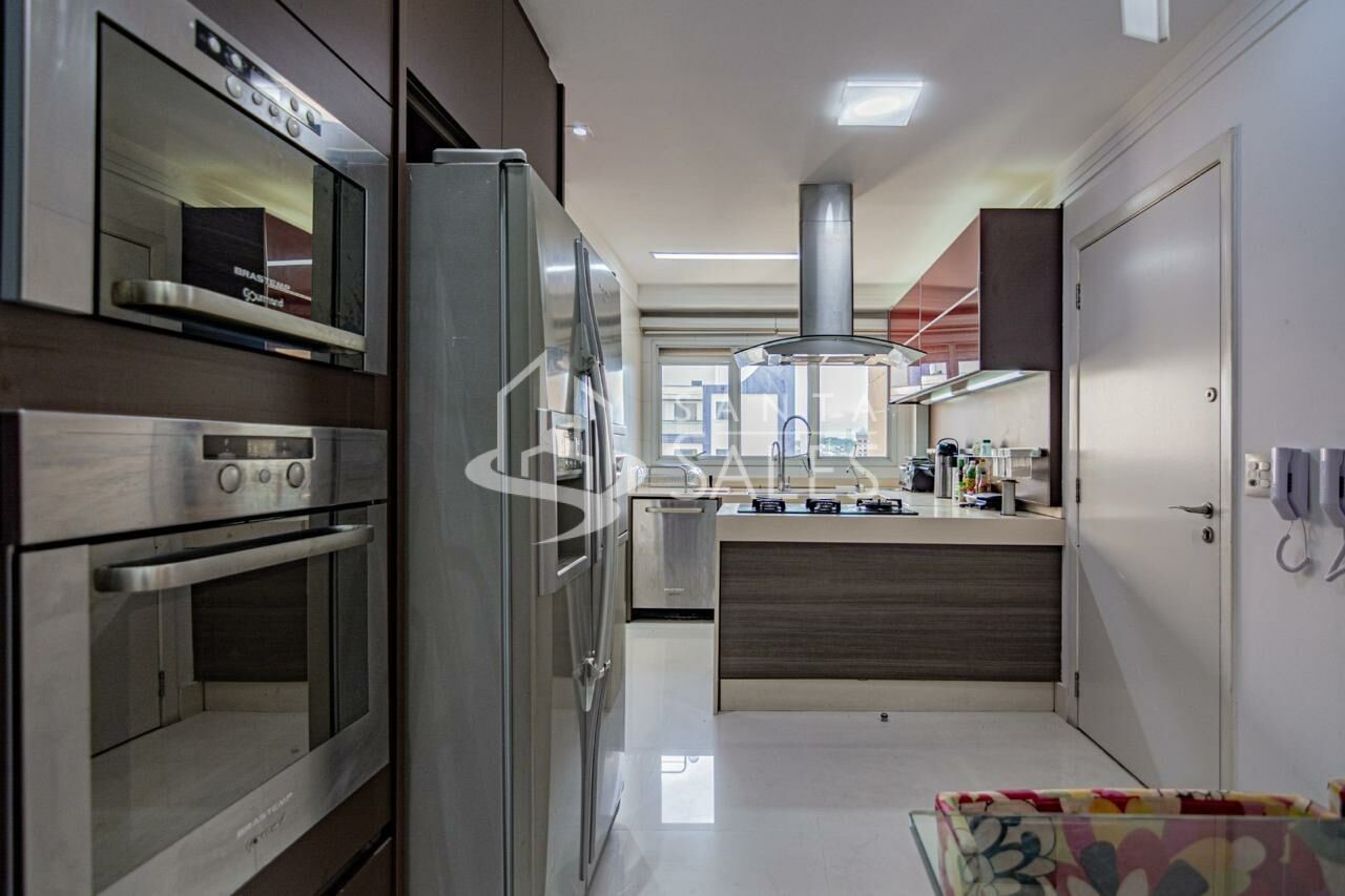 Apartamento para alugar com 4 quartos, 206m² - Foto 26