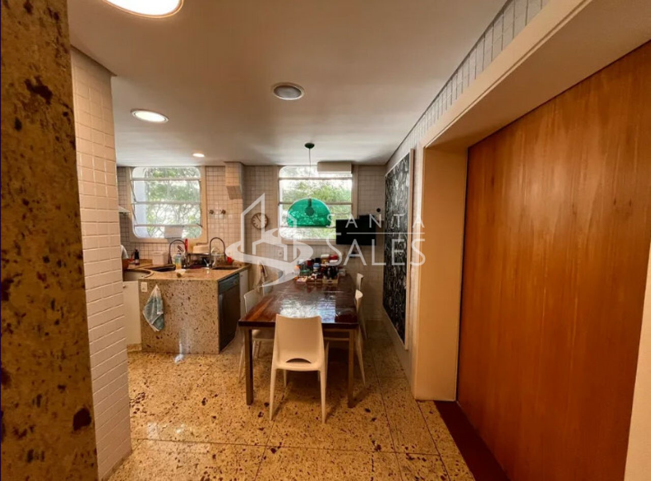 Apartamento, 4 quartos, 230 m² - Foto 1