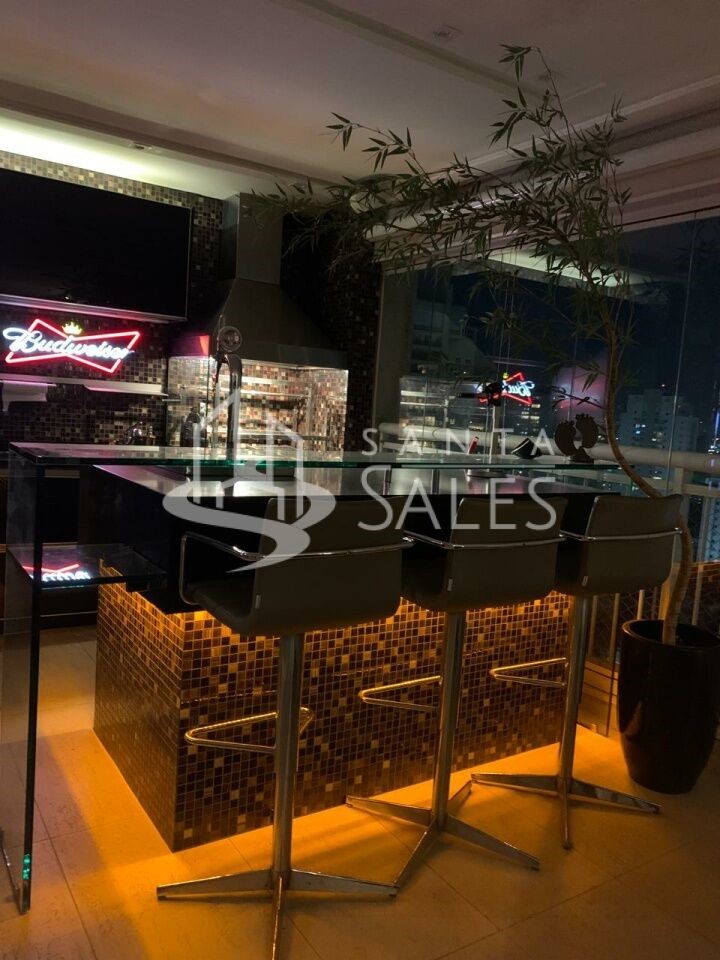 Apartamento para alugar com 4 quartos, 206m² - Foto 3