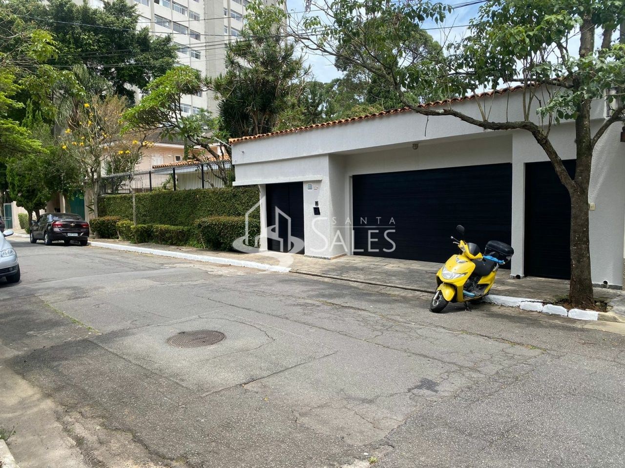 Casa para alugar com 4 quartos, 450m² - Foto 18