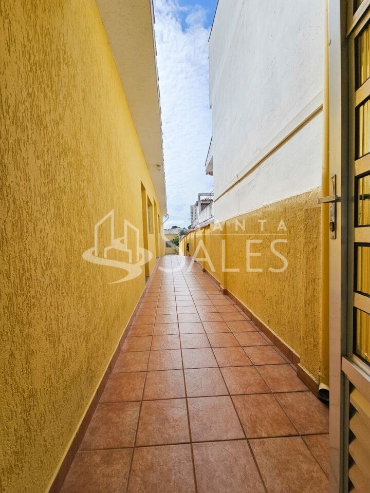 Casa à venda com 4 quartos, 200m² - Foto 24