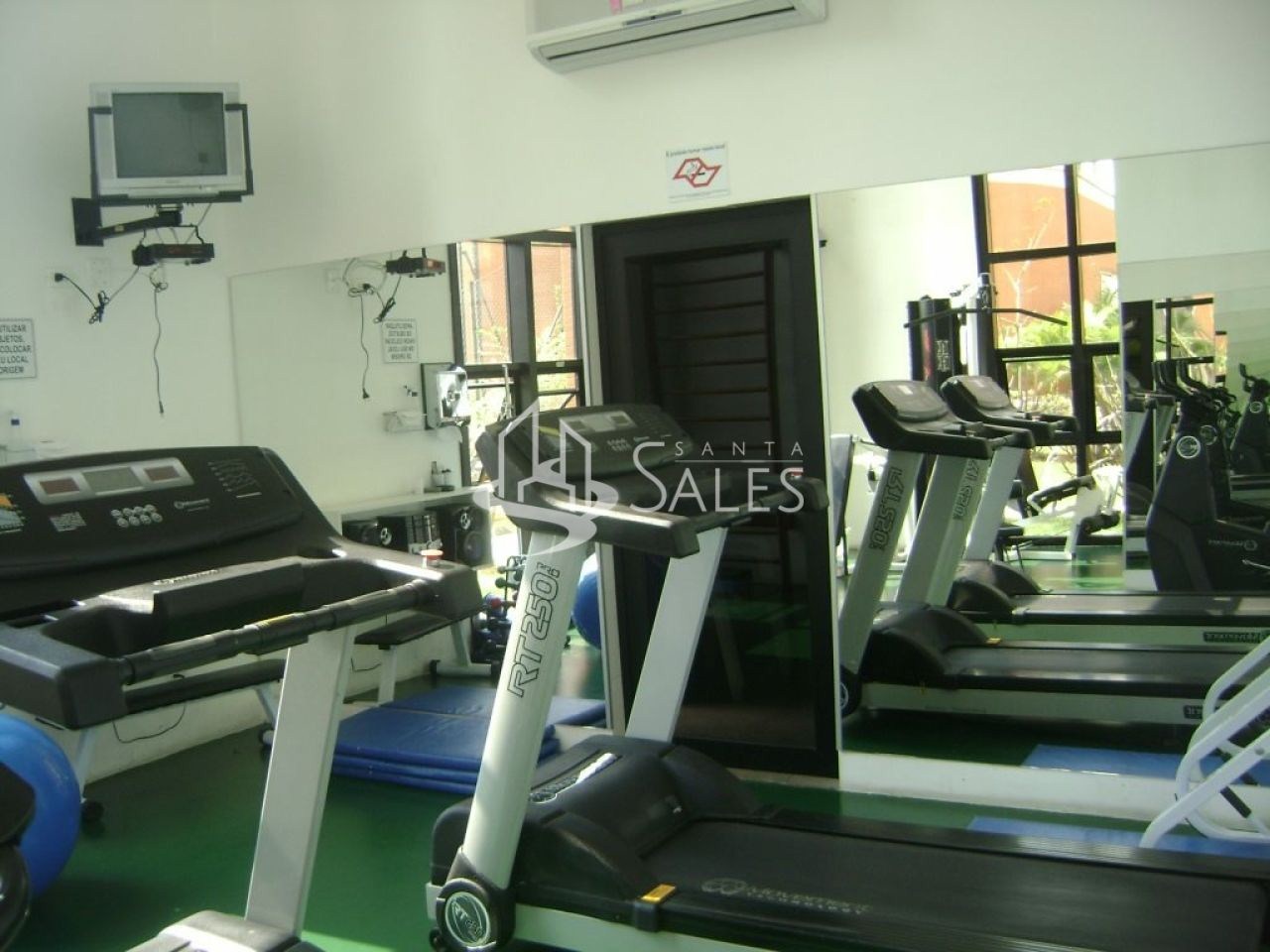 Apartamento à venda com 3 quartos, 160m² - Foto 25
