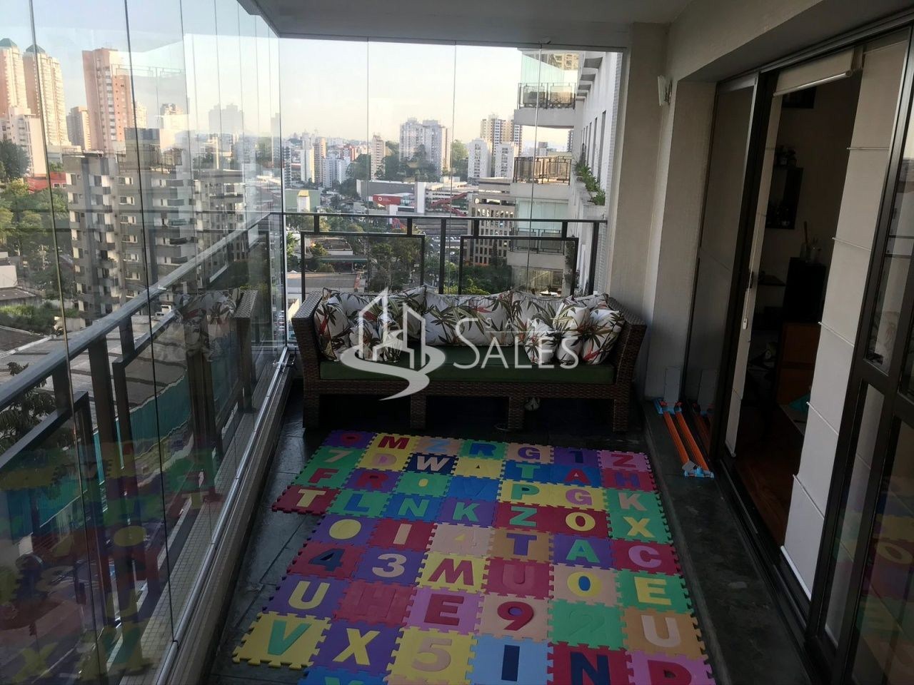 Apartamento, 4 quartos, 220 m² - Foto 1