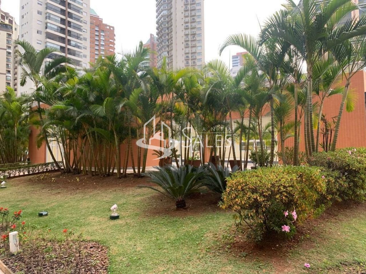 Apartamento à venda com 3 quartos, 165m² - Foto 18