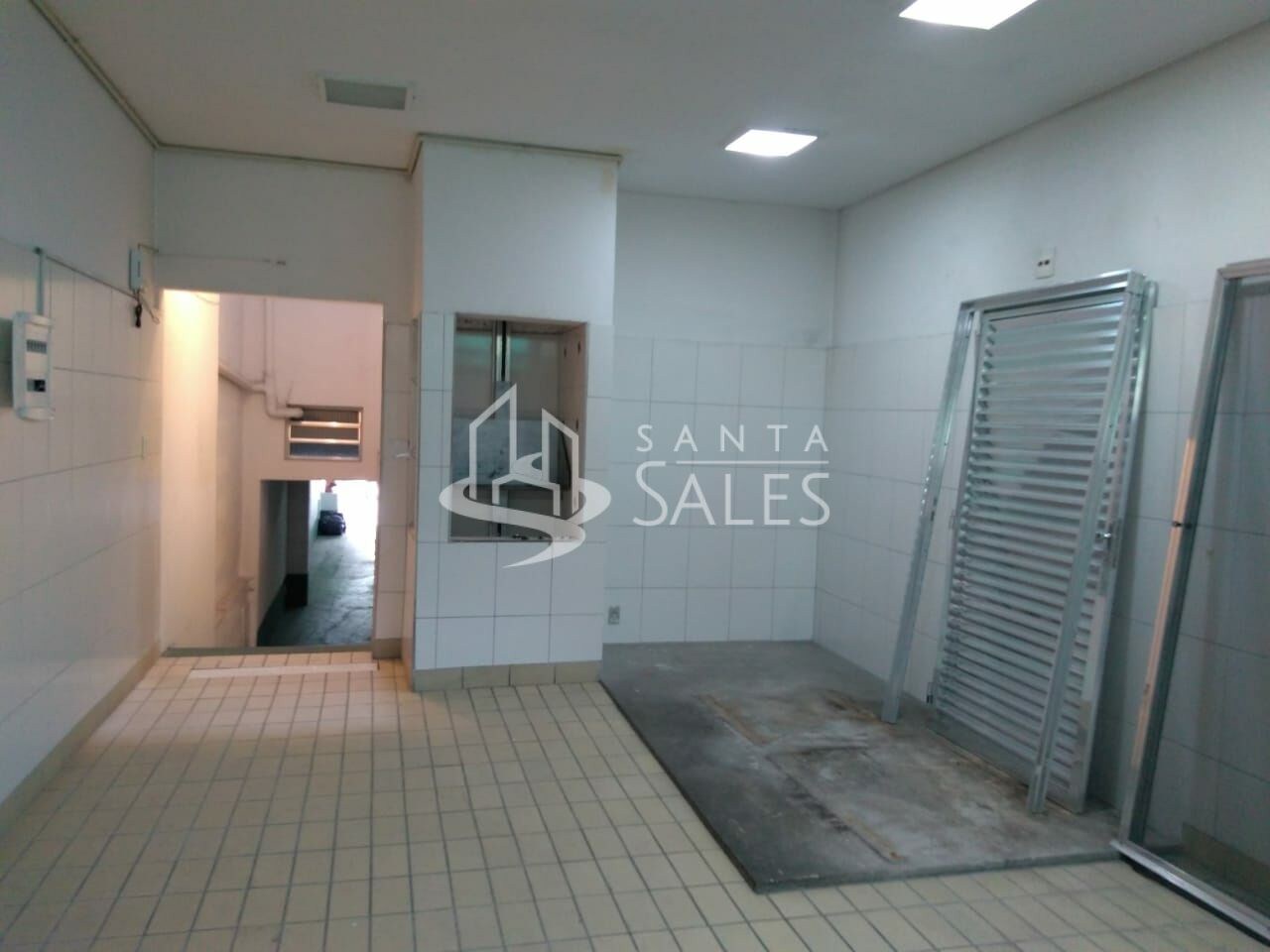Loja-Salão para alugar, 240m² - Foto 1