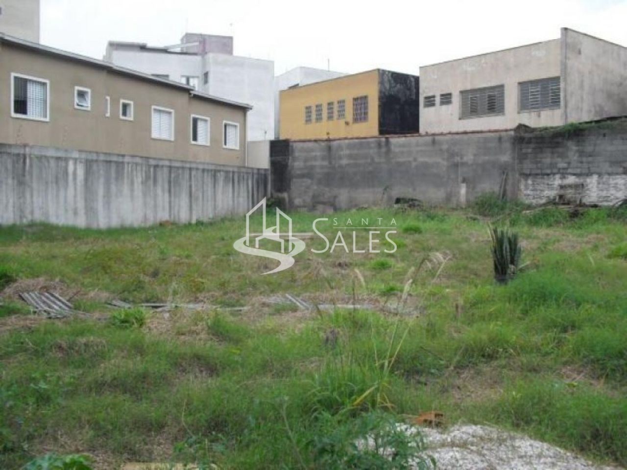 Terreno à venda, 750m² - Foto 1