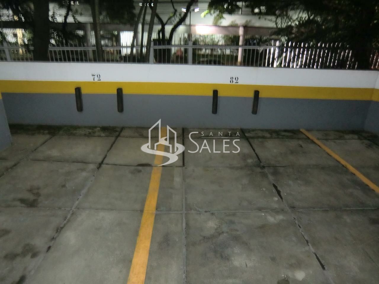 Apartamento para alugar com 4 quartos, 155m² - Foto 13