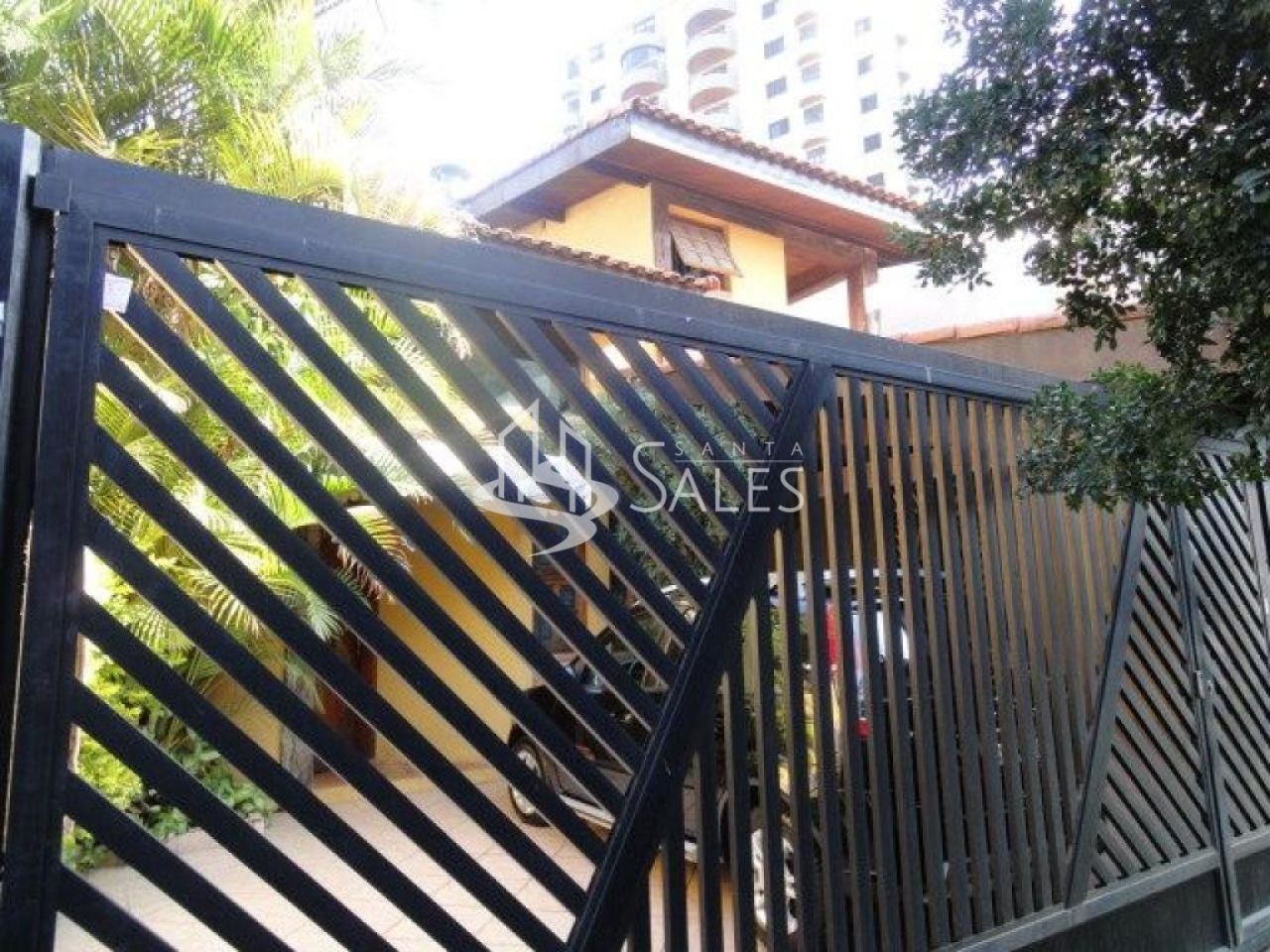 Sobrado, 5 quartos, 310 m² - Foto 1