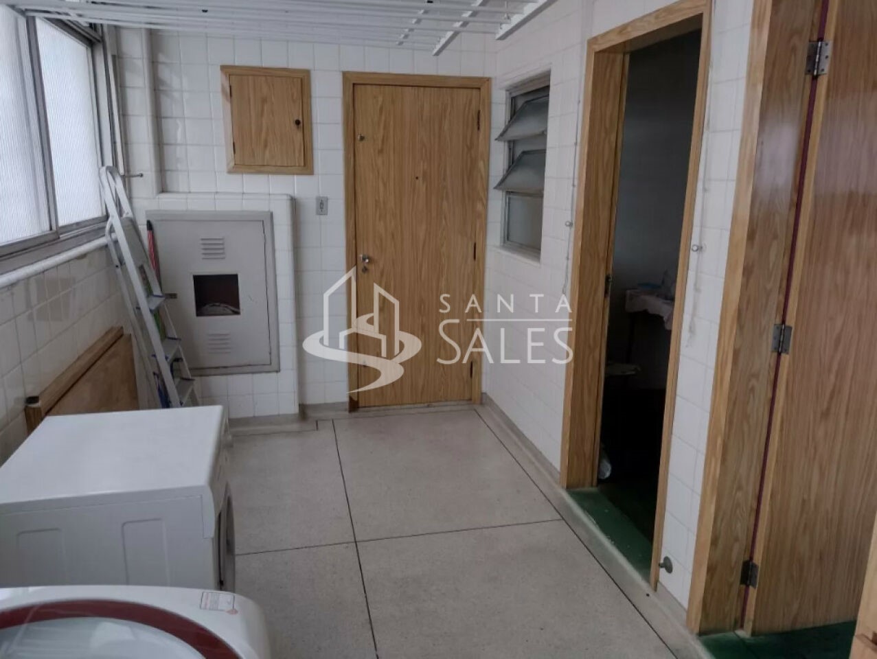 Apartamento à venda com 3 quartos, 202m² - Foto 2