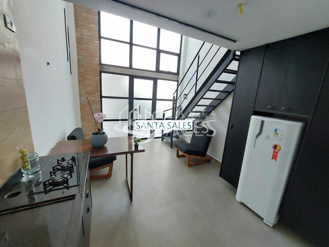 Apartamento para alugar com 1 quarto, 53m² - Foto 1