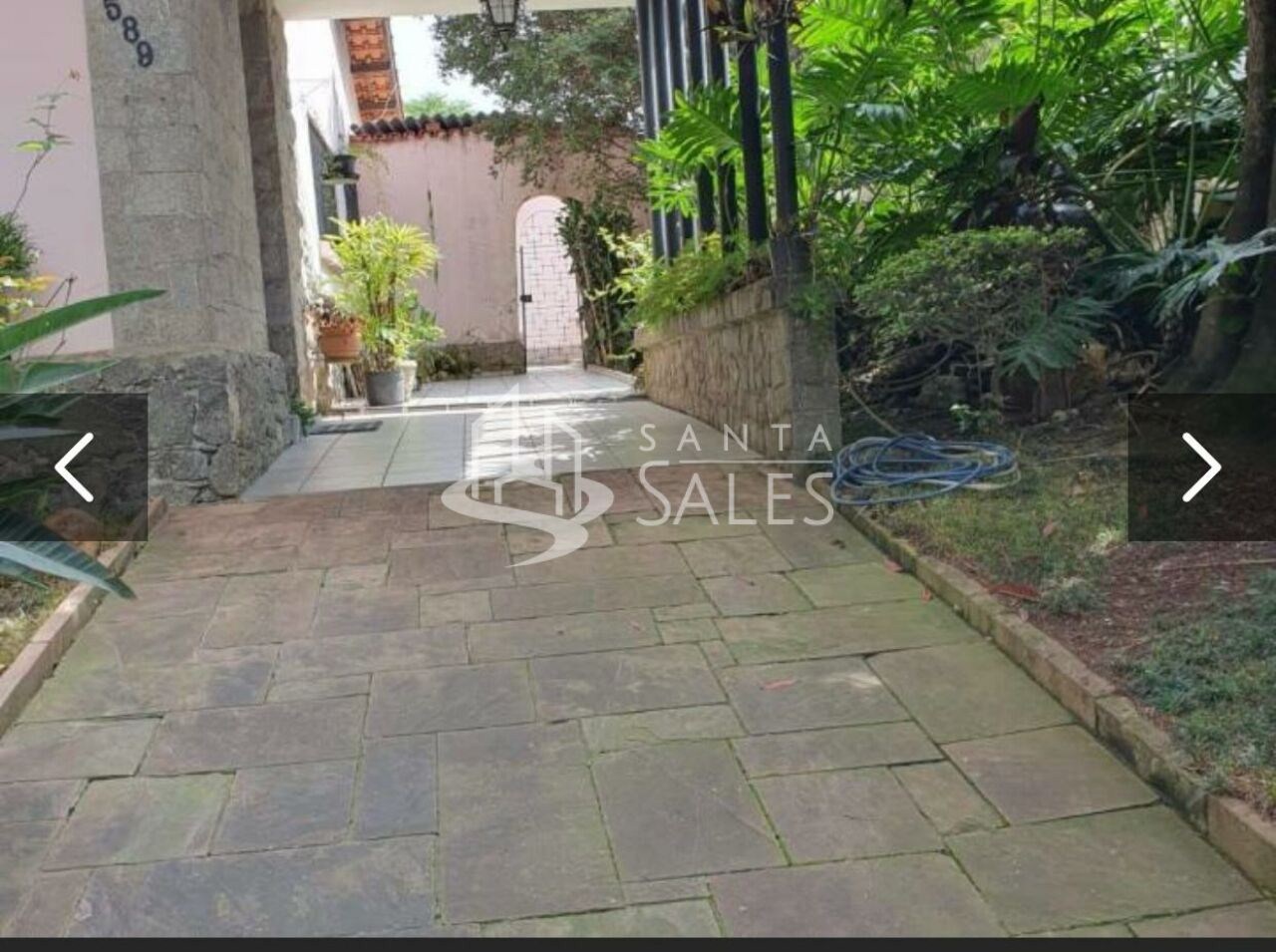 Casa para alugar com 2 quartos, 220m² - Foto 2
