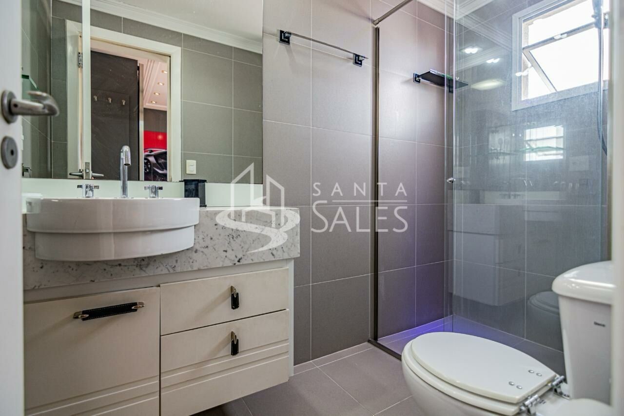 Apartamento para alugar com 4 quartos, 206m² - Foto 30