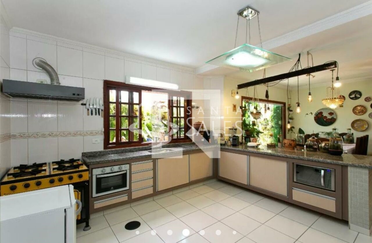Casa à venda com 3 quartos, 410m² - Foto 3