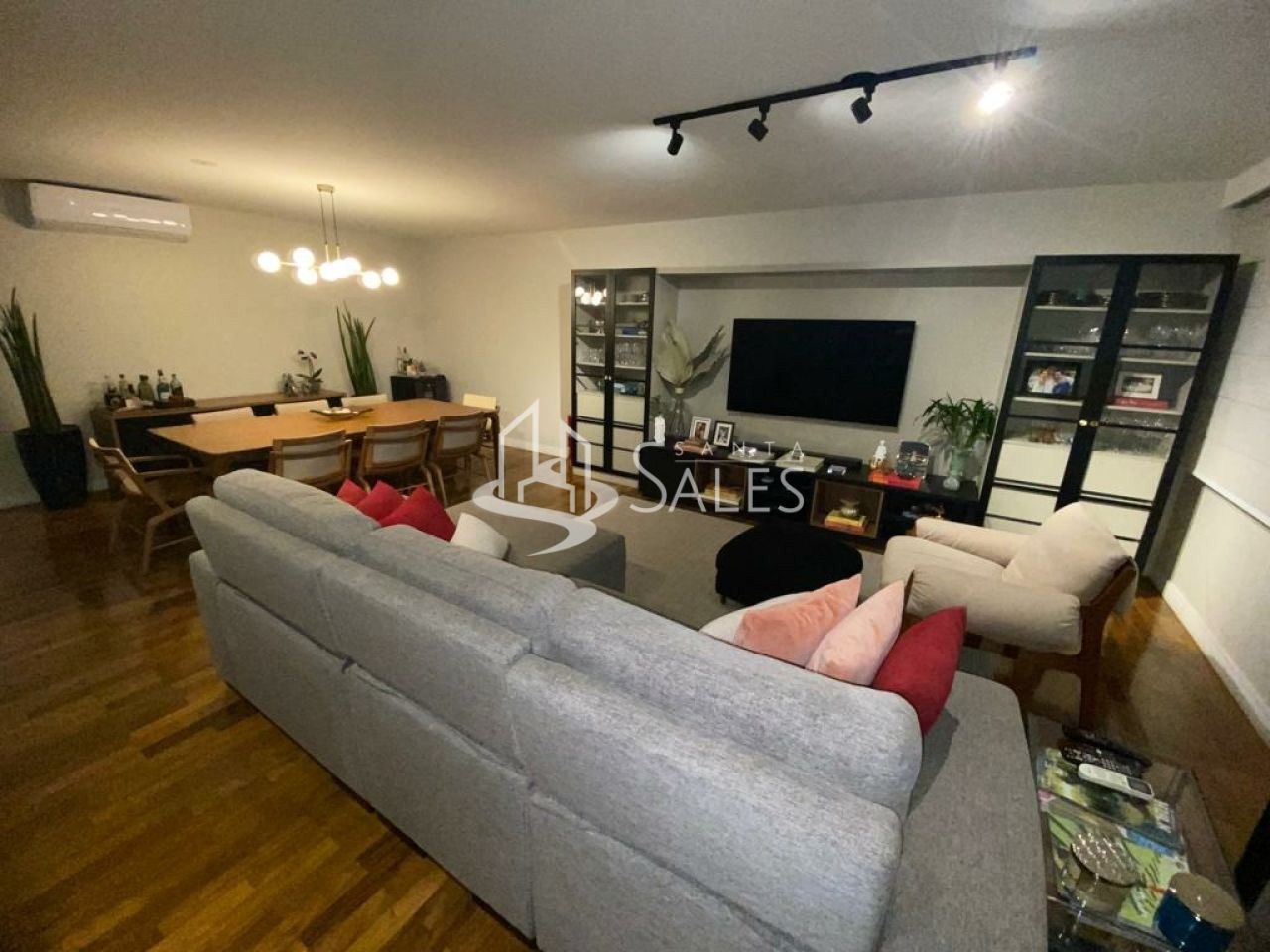 Apartamento, 3 quartos, 170 m² - Foto 1