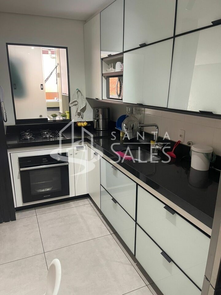 Apartamento à venda com 2 quartos, 70m² - Foto 7