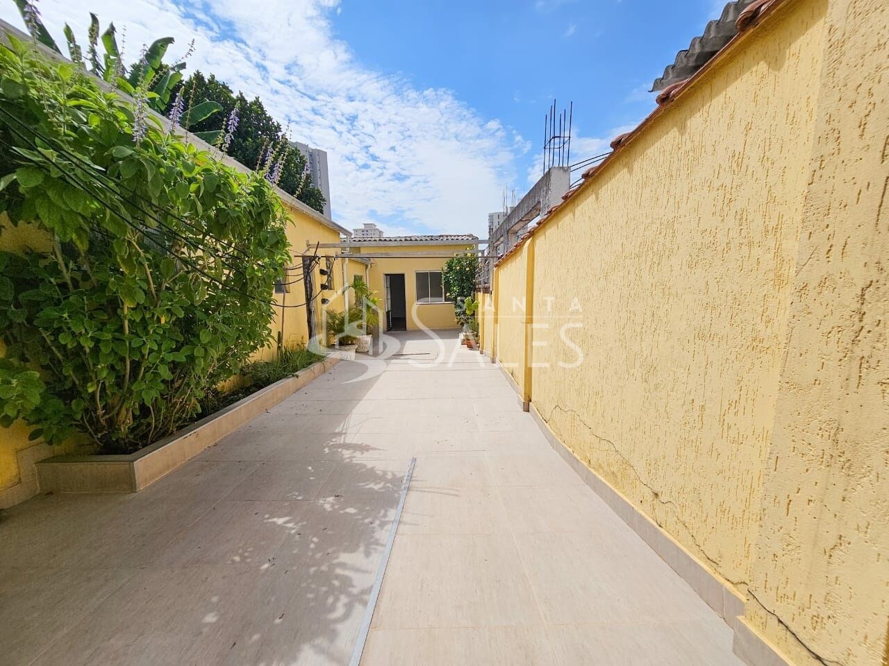 Casa à venda com 4 quartos, 200m² - Foto 28