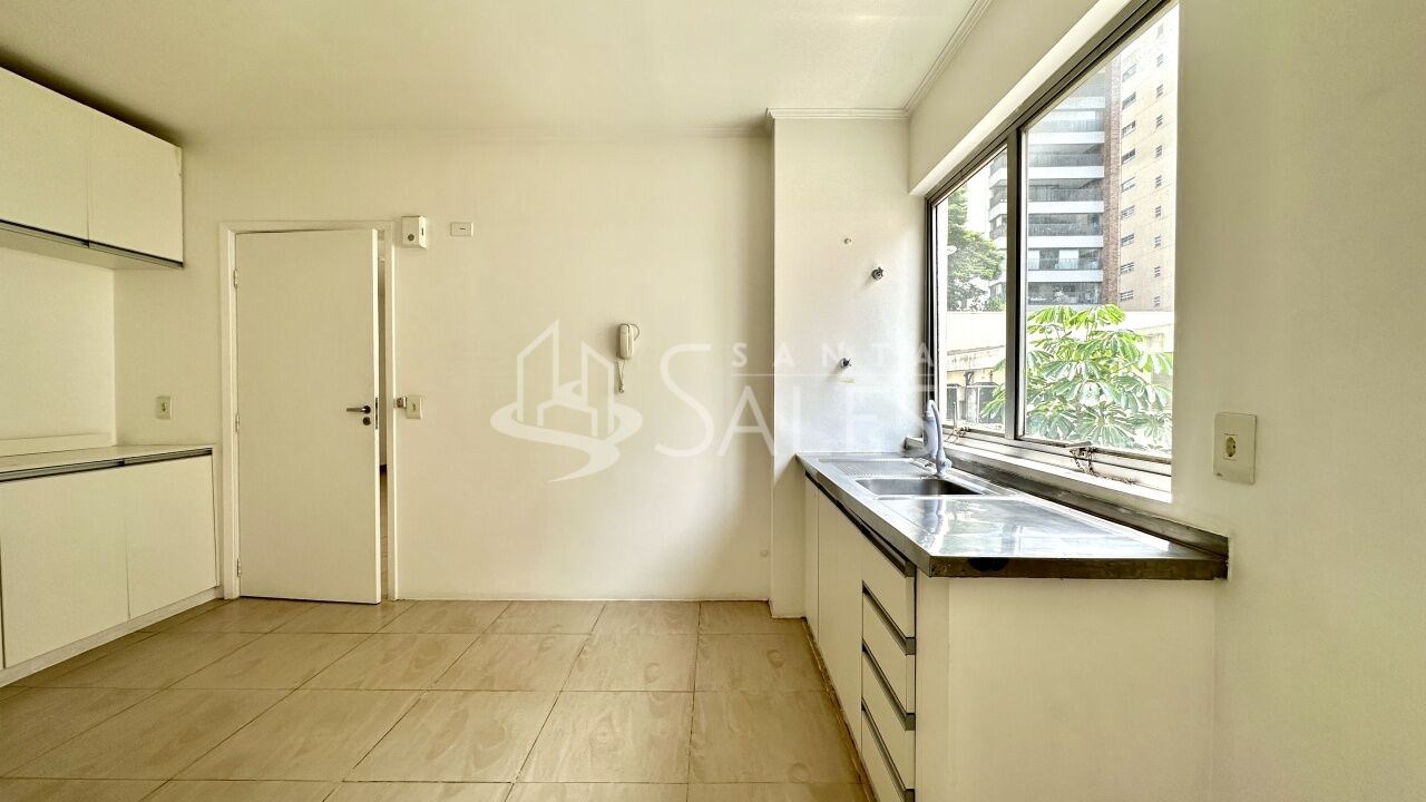 Apartamento para alugar com 3 quartos, 157m² - Foto 6