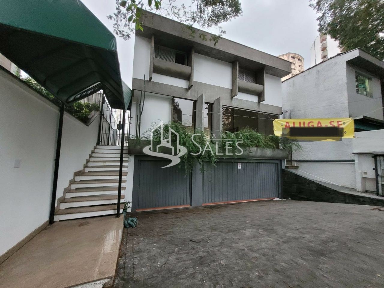 Prédio Inteiro para alugar com 4 quartos, 320m² - Foto 1