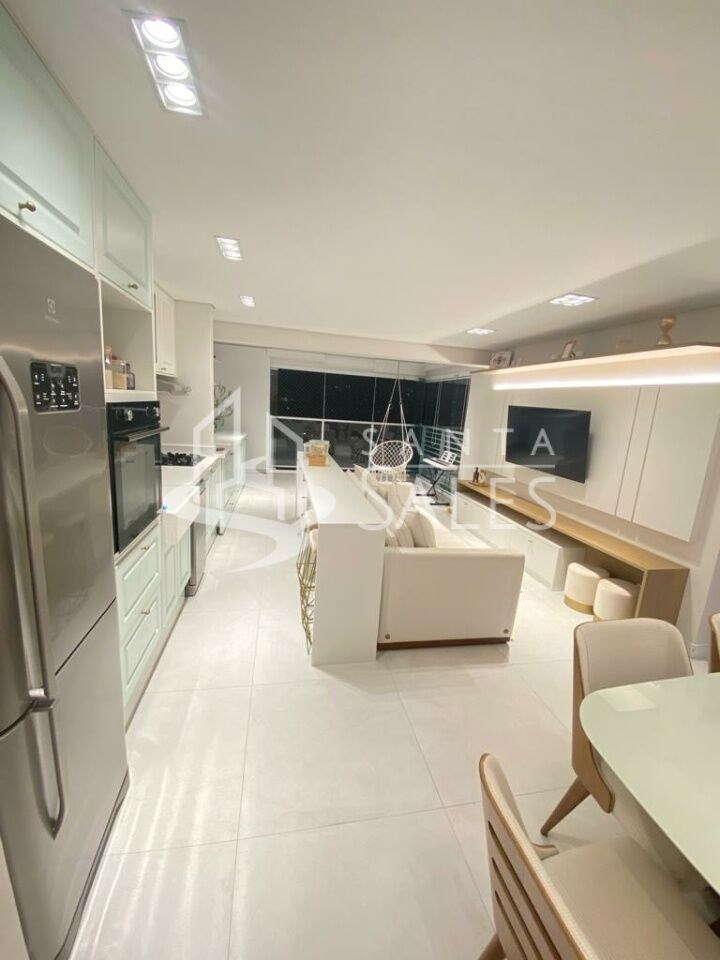 Apartamento à venda com 2 quartos, 68m² - Foto 23