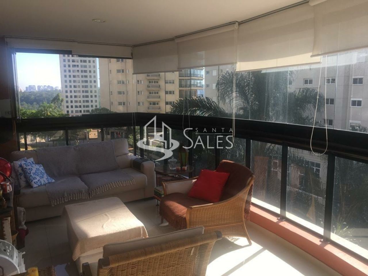 Apartamento à venda com 3 quartos, 165m² - Foto 1