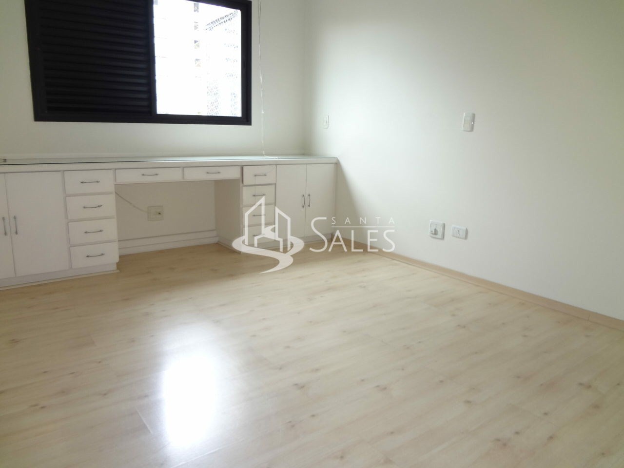 Apartamento para alugar com 4 quartos, 210m² - Foto 12