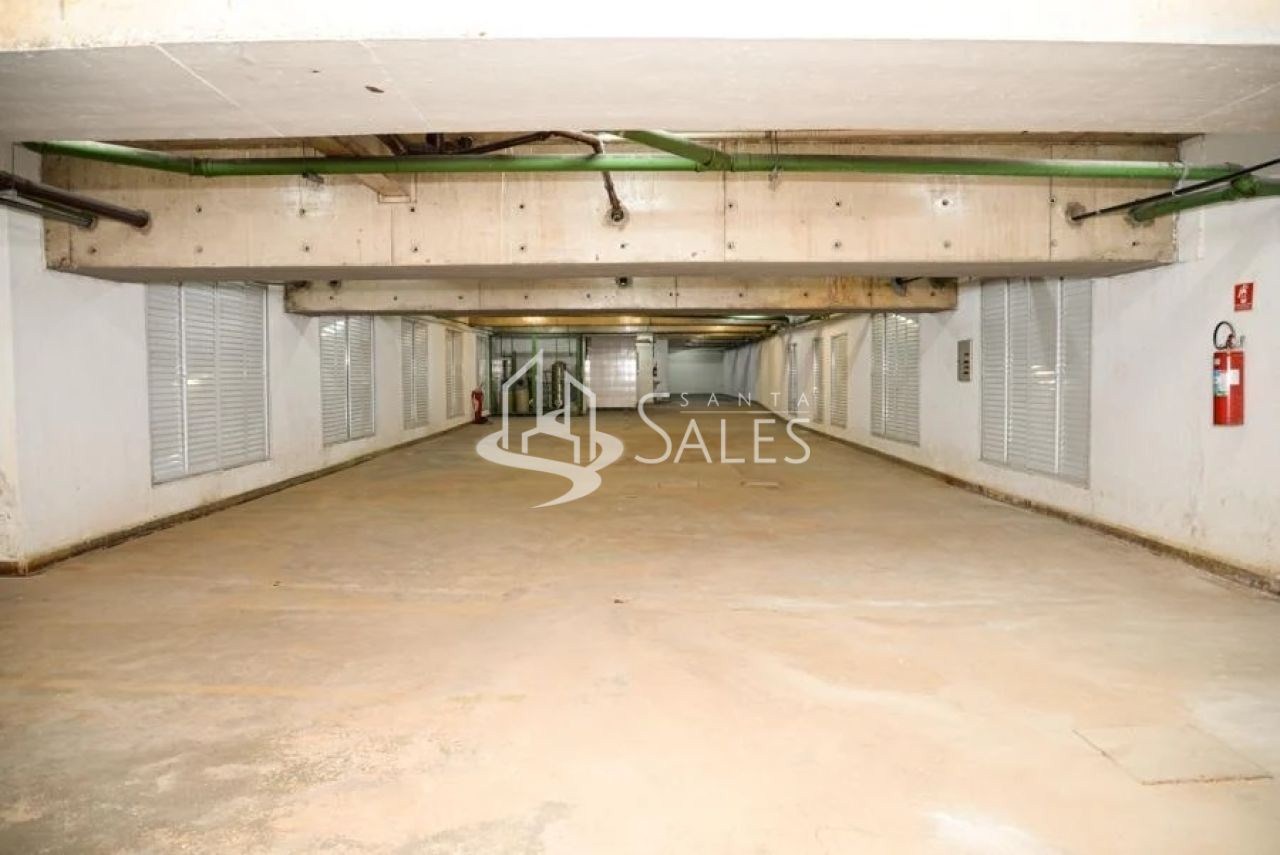 Prédio Inteiro para alugar, 1400m² - Foto 24