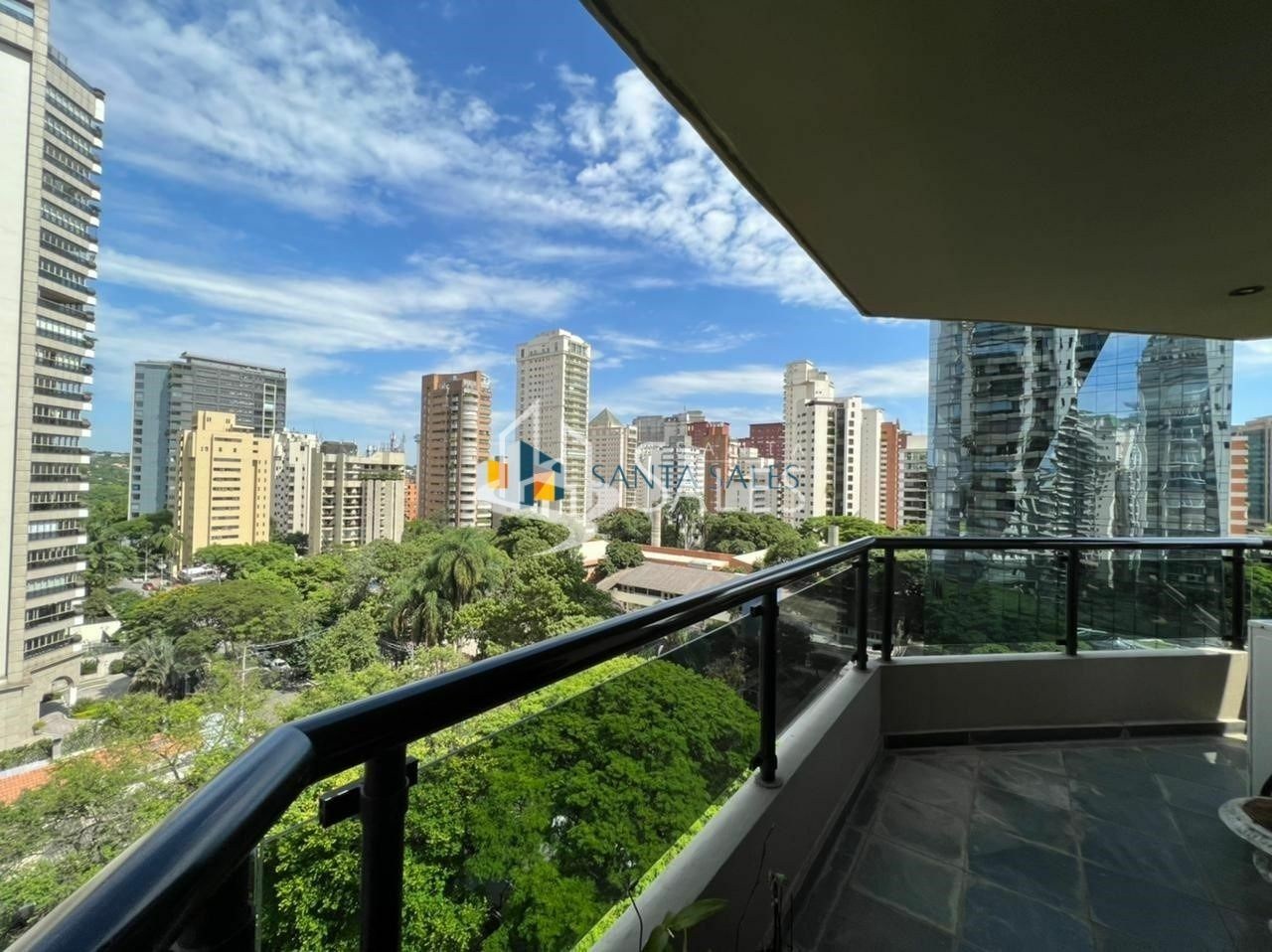Apartamento para alugar com 4 quartos, 220m² - Foto 14