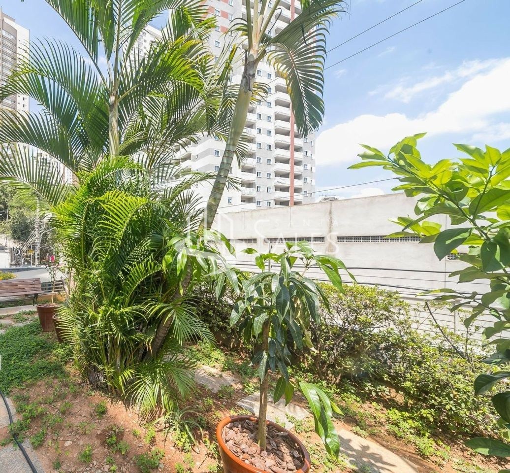 Apartamento para alugar com 3 quartos, 98m² - Foto 5