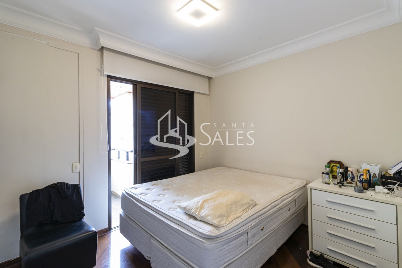 Apartamento para alugar com 4 quartos, 227m² - Foto 9