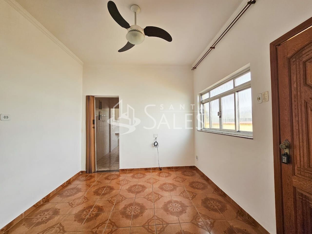 Casa à venda com 4 quartos, 200m² - Foto 5