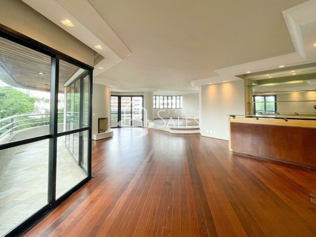 Apartamento, 3 quartos, 215 m² - Foto 1