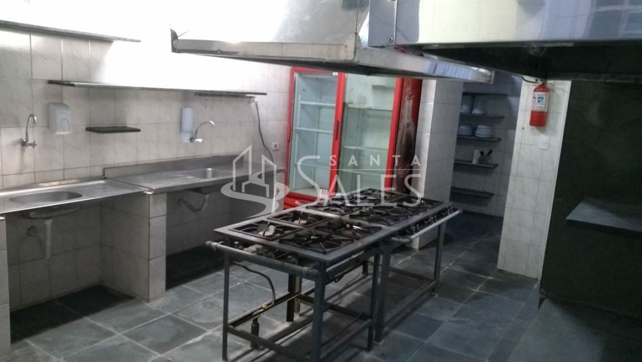 Prédio Inteiro para alugar com 6 quartos, 560m² - Foto 16