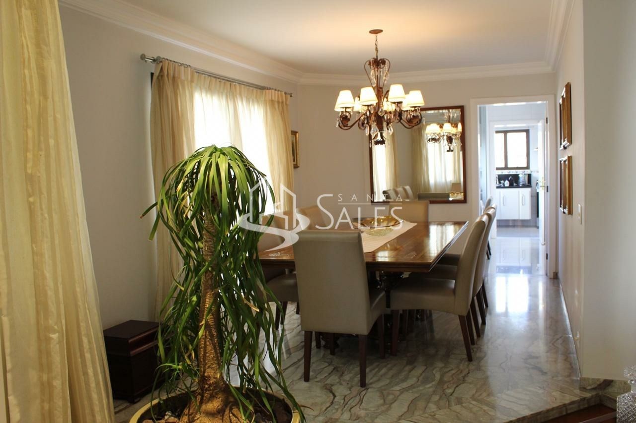 Apartamento, 3 quartos, 230 m² - Foto 1