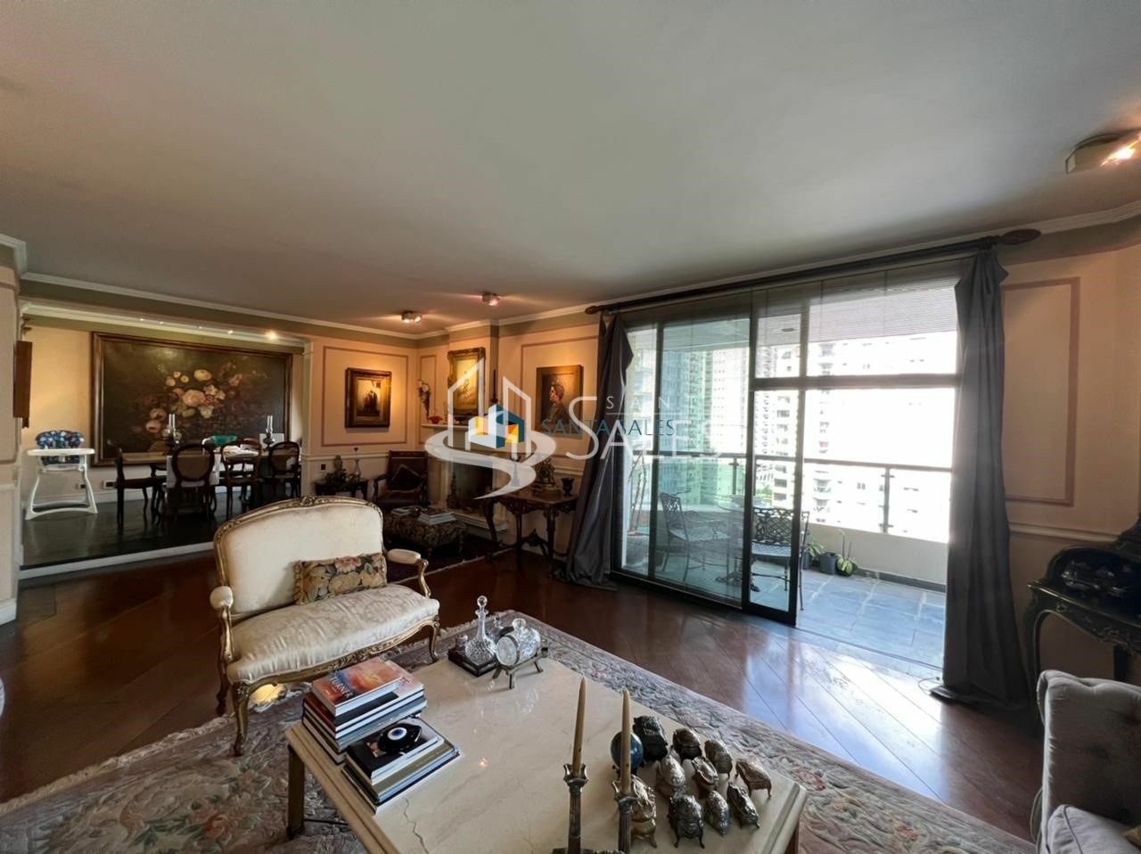 Apartamento para alugar com 4 quartos, 220m² - Foto 11