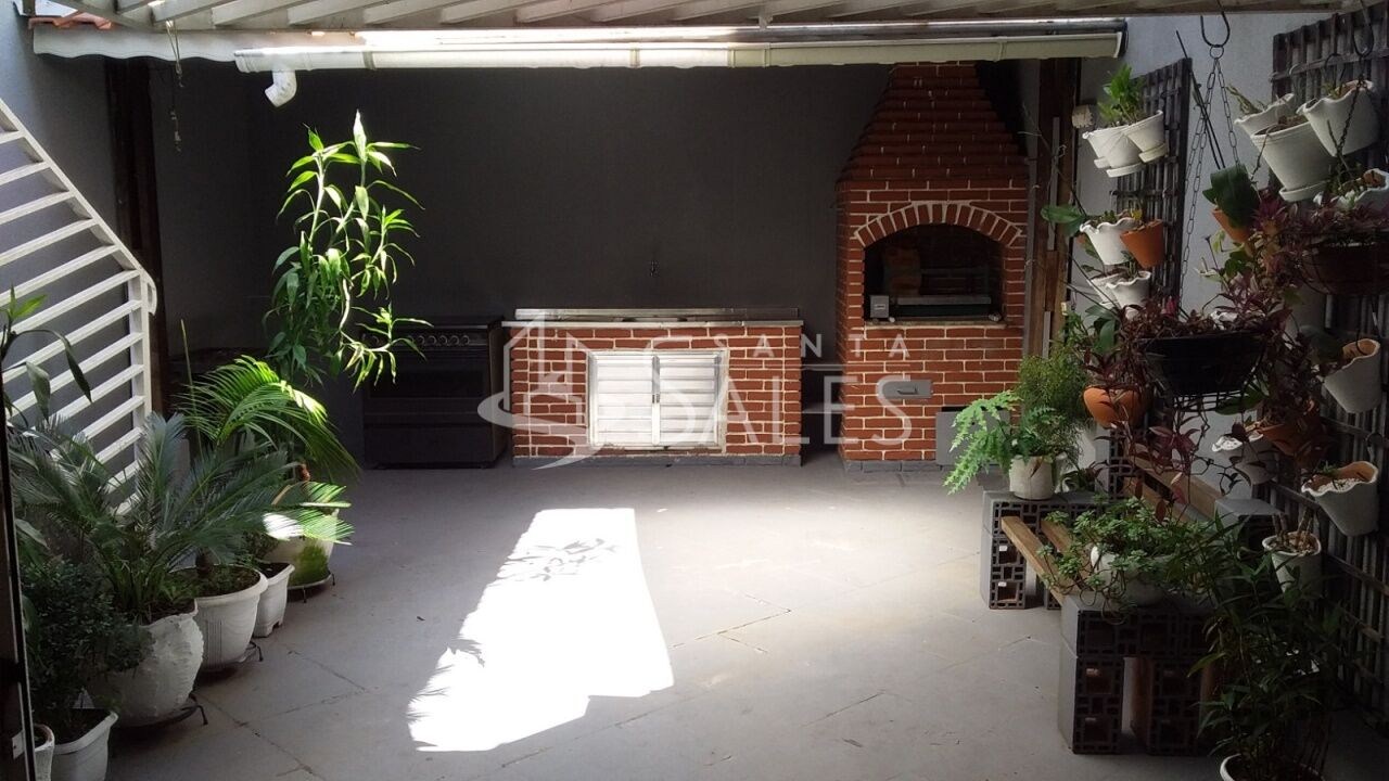 Sobrado, 4 quartos, 174 m² - Foto 1