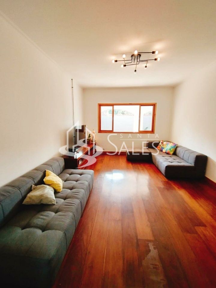 Prédio Inteiro para alugar com 7 quartos, 275m² - Foto 1