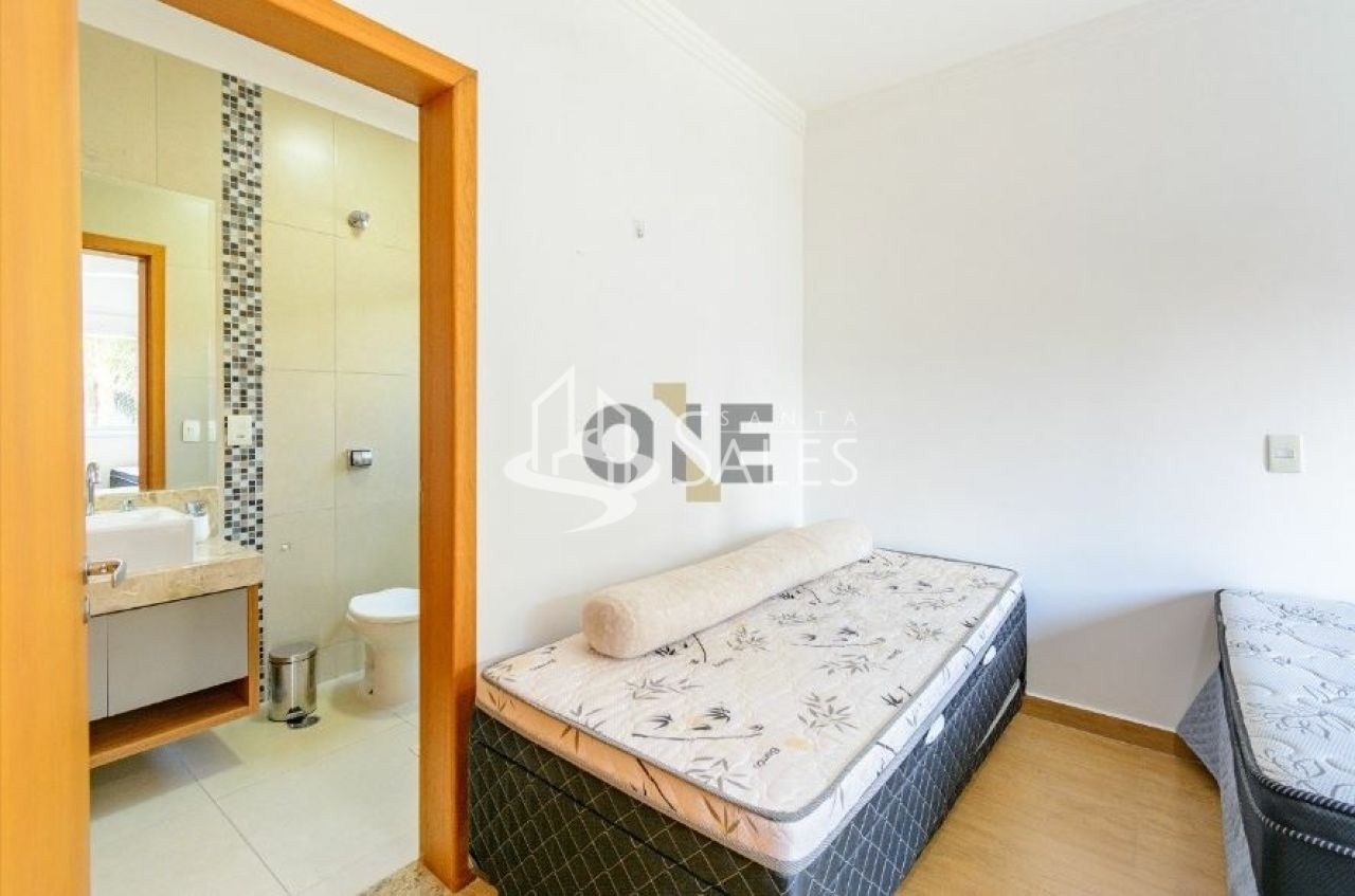 Casa, 4 quartos, 250 m² - Foto 1