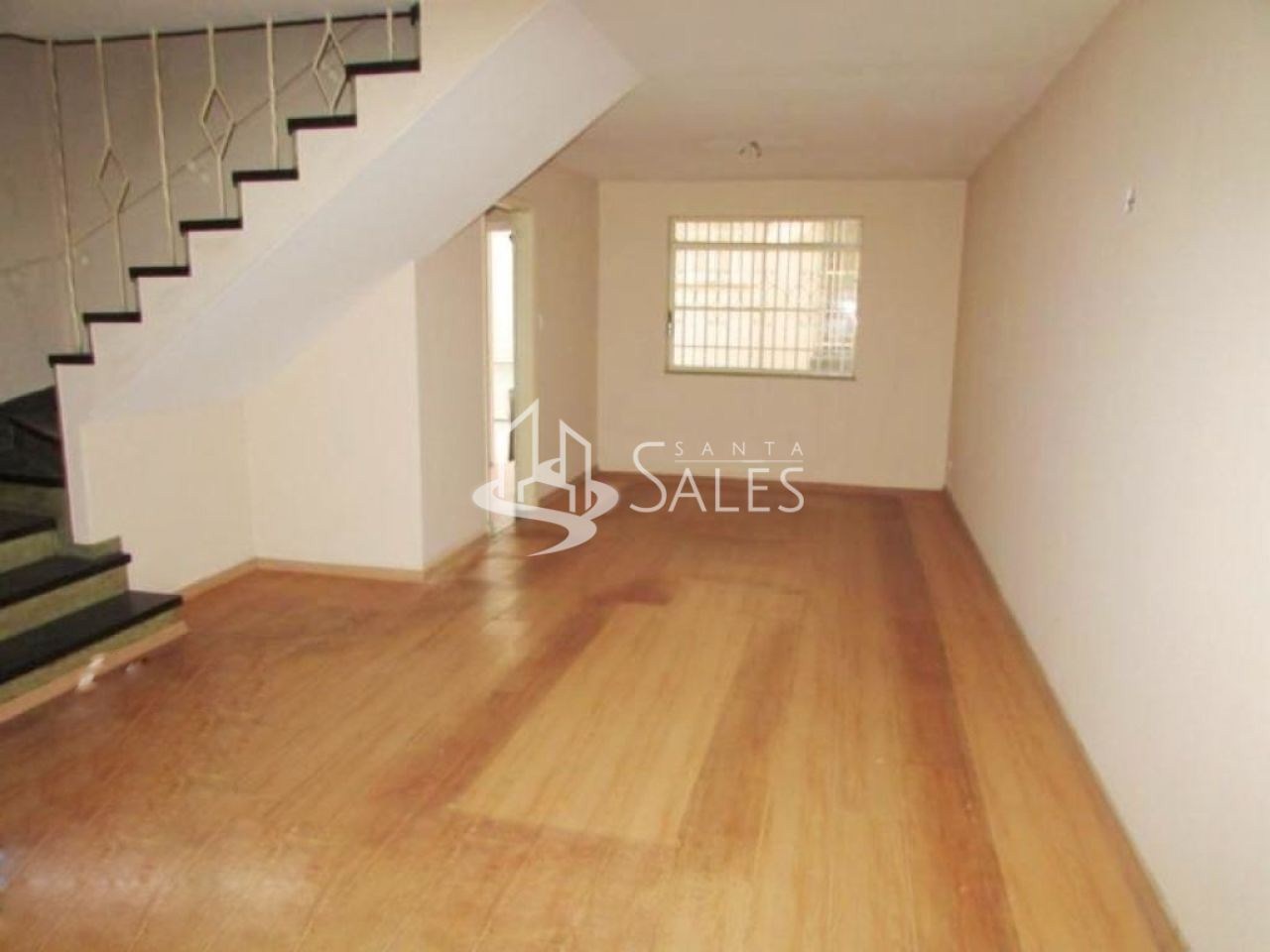 Prédio Inteiro à venda com 3 quartos, 150m² - Foto 1