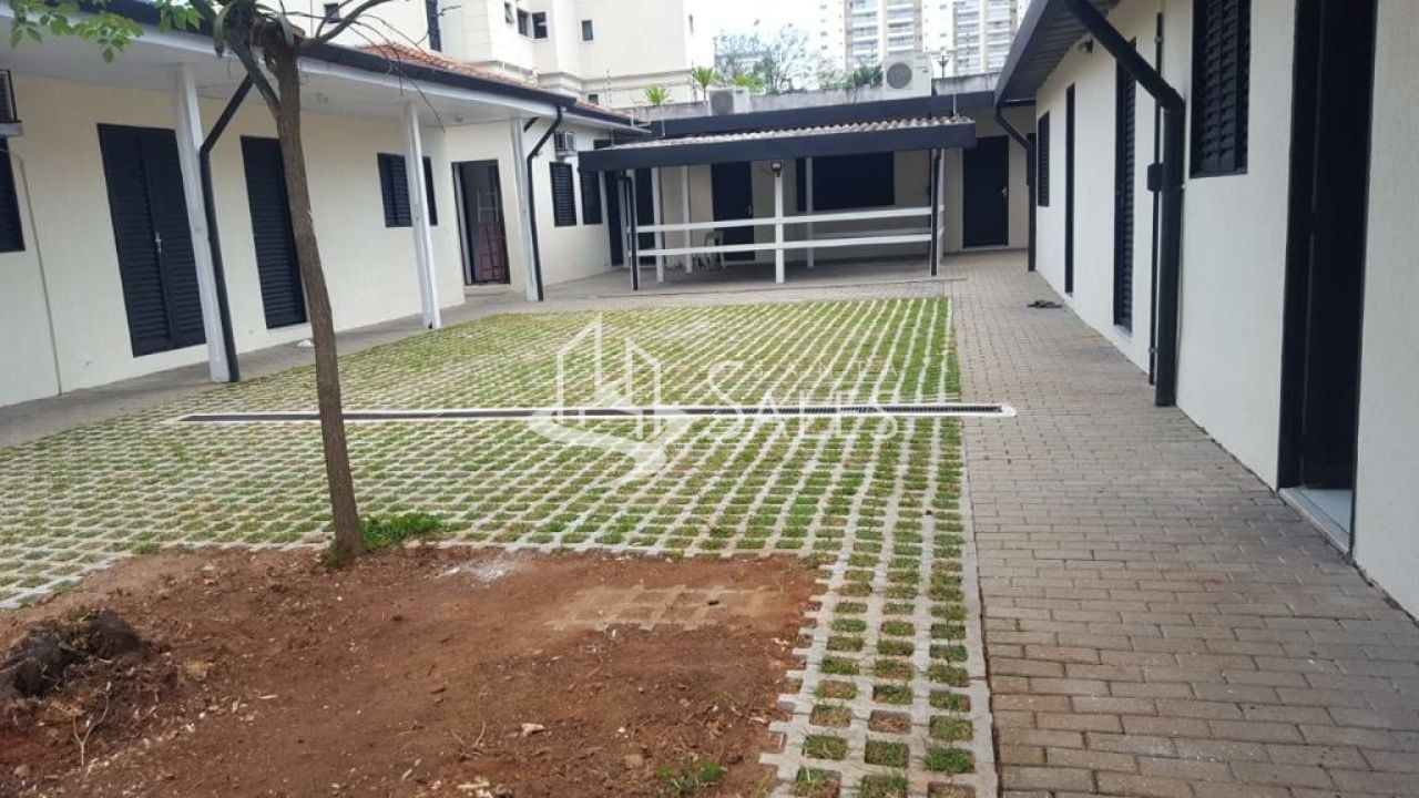 Casa para alugar com 3 quartos, 550m² - Foto 3