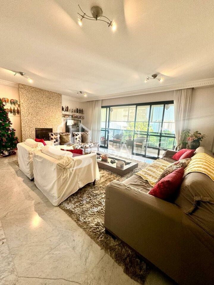 Apartamento, 4 quartos, 196 m² - Foto 2