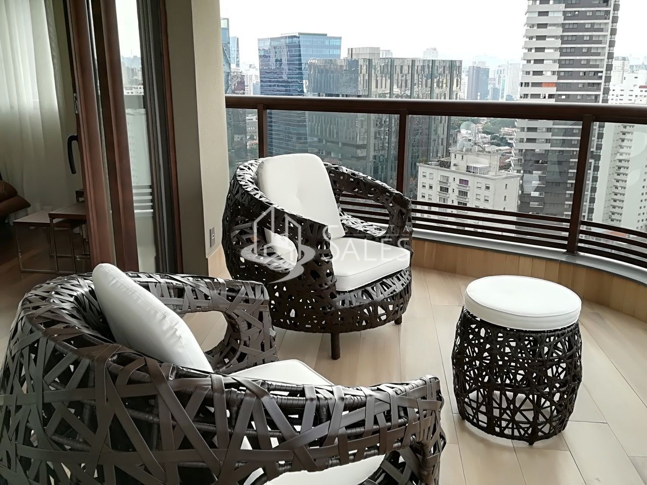 Apartamento à venda com 1 quarto, 49m² - Foto 4