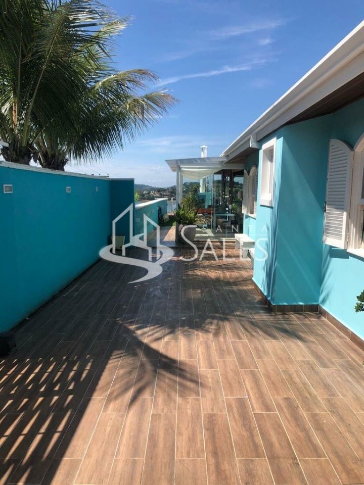 Casa à venda com 4 quartos, 450m² - Foto 2