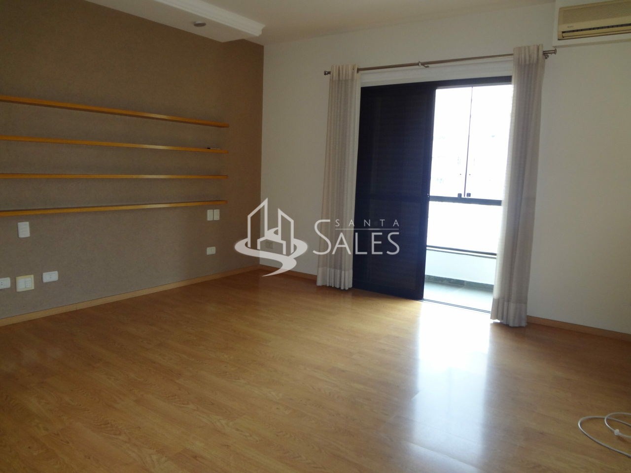Apartamento para alugar com 4 quartos, 210m² - Foto 5