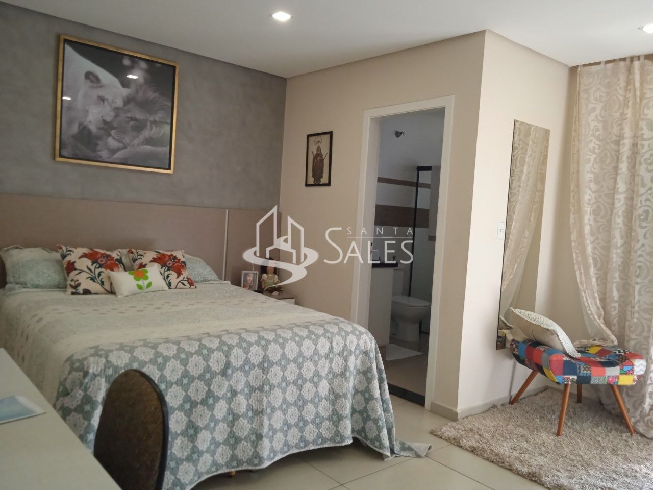 Sobrado, 3 quartos, 241 m² - Foto 1