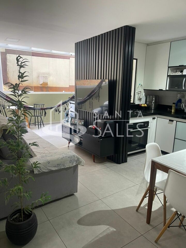 Apartamento à venda com 2 quartos, 70m² - Foto 6
