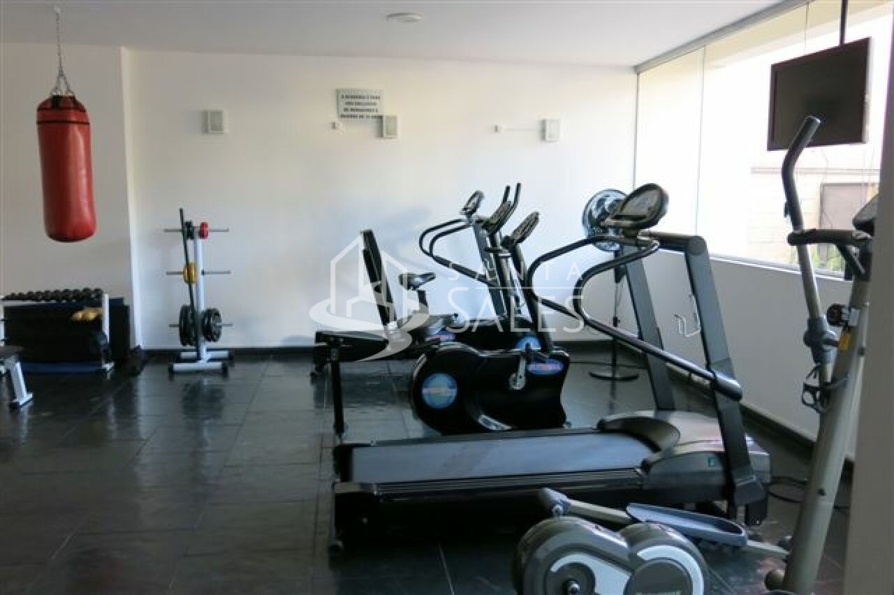 Apartamento para alugar com 3 quartos, 130m² - Foto 14