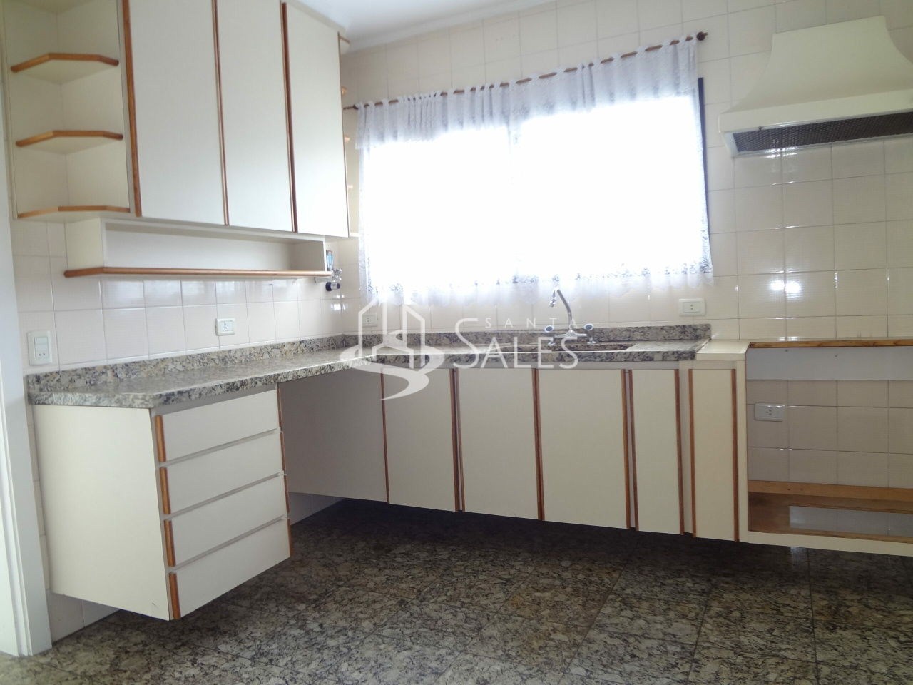 Apartamento para alugar com 4 quartos, 210m² - Foto 22