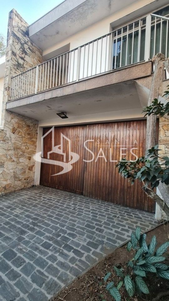 Sobrado para alugar com 6 quartos, 470m² - Foto 1